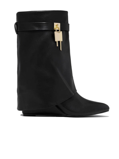 Pointed Toe Leather Bootie