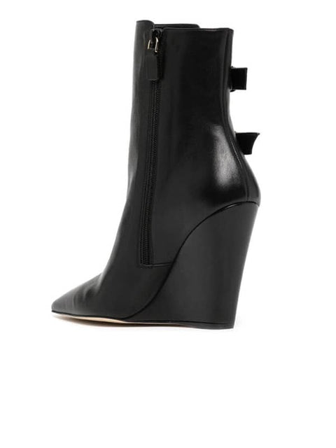 وأشار اصبع القدم أبازيم Bootie
