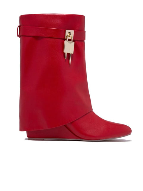 Pointed Toe Leather Bootie